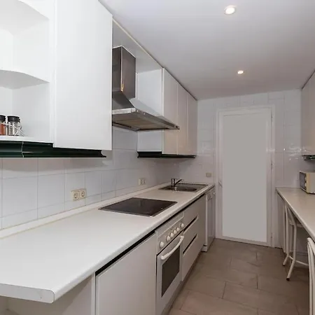 아파트 Apartamento Marina Banus Iii 마르베야