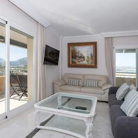 아파트 Apartamento Marina Banus Iii